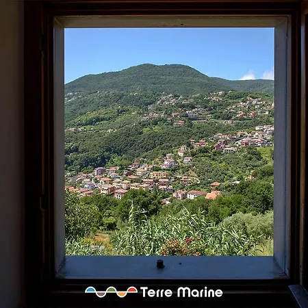 招待所 L'occhio Di Santa Lucia, Terre Marine *