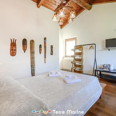 بيت ضيافة L'occhio Di Santa Lucia, Terre Marine