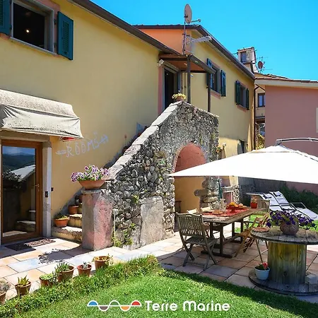 Affittacamere L'occhio Di Santa Lucia, Terre Marine
