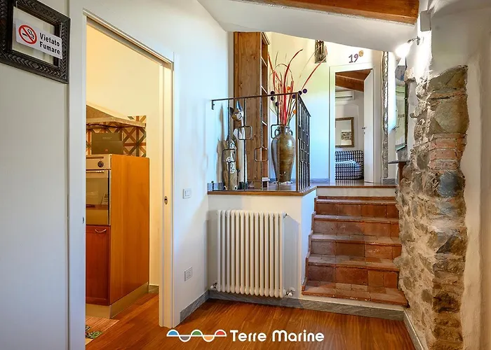 L'occhio Di Santa Lucia, Terre Marine Affittacamere La Spezia