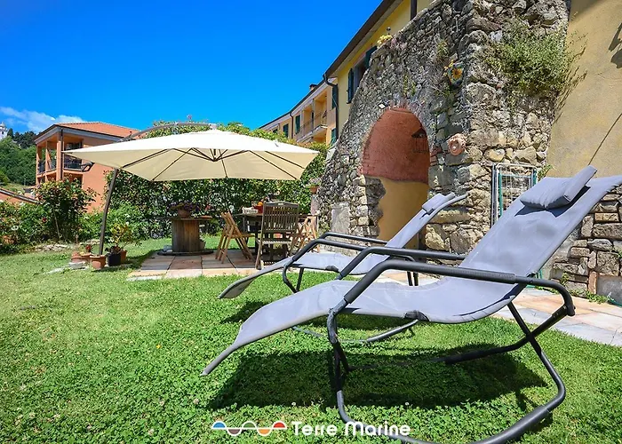 L'occhio Di Santa Lucia, Terre Marine Affittacamere